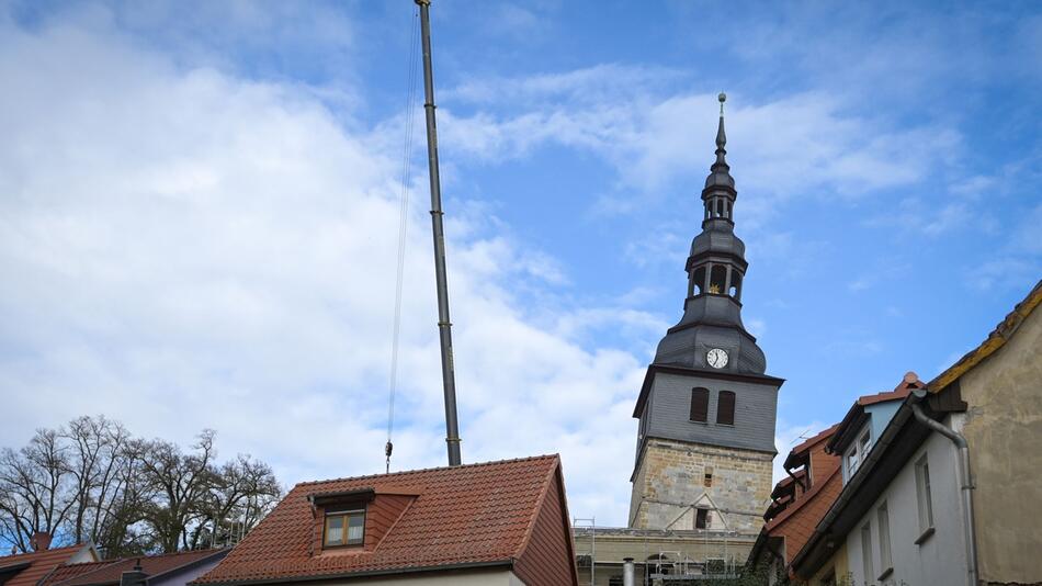 Richtfest für Tourismuszentrum am schiefen Turm