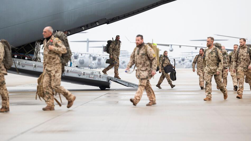 Rückkehr von Soldaten aus Mali - Bundeswehr beendet Einsatz