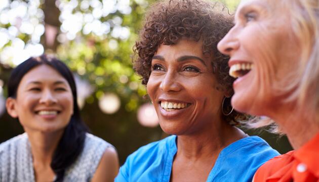 Freundinnen der Generation Ü40