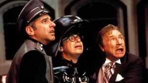 Bald ist der ganze Planet der Affen zum zweiten Mal im Arsch: Der Kultfilm "Spaceballs" bekommt ...