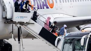 EU-Resettlement-Flug aus Kairo in Hannover gelandet