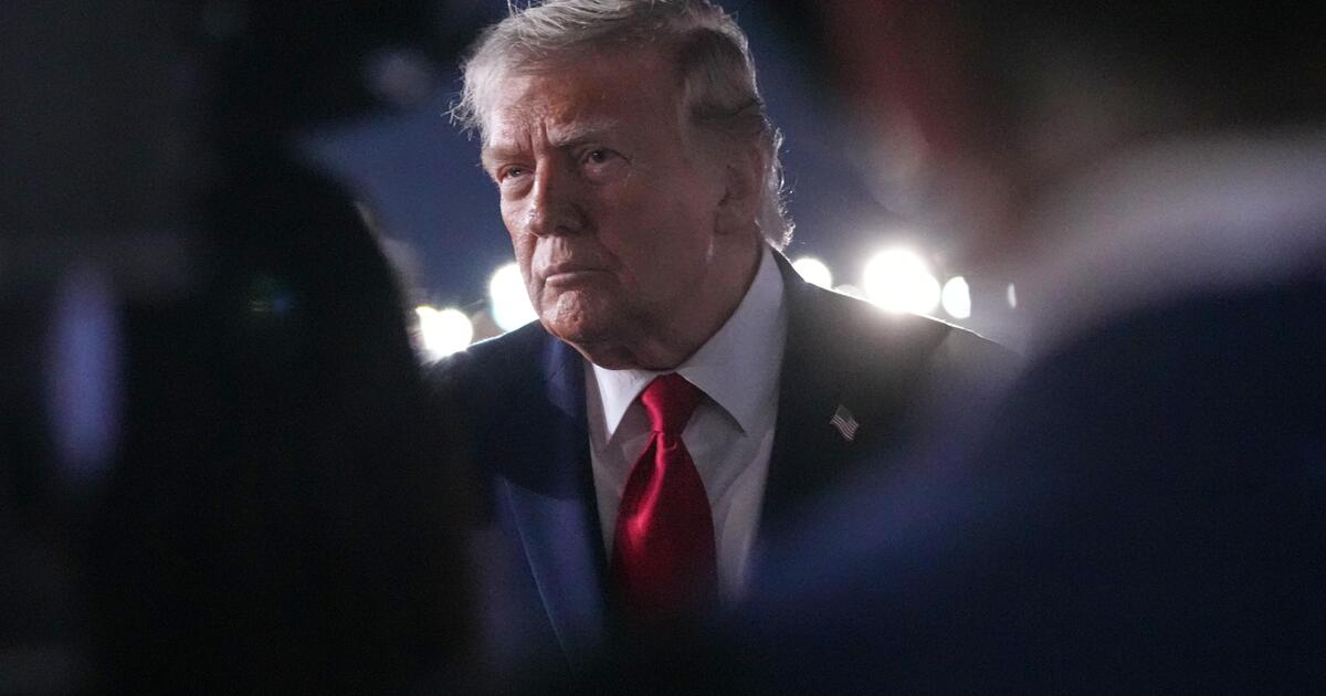 His term is marked by a constant media barrage: Trump everywhere. Yet before his 80th birthday the president is rather restrained. He now has not just one problem.