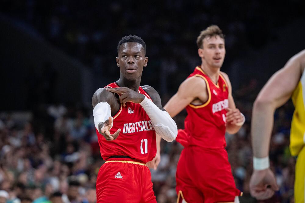 Dennis Schröder (l.) und Franz Wagner zeigen gegen Frankreich eine starke Leistung