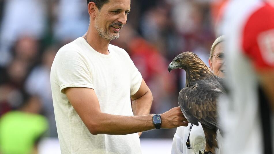 Eintracht-Trainer Dino Toppmöller