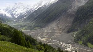 Nach Gletscherabbruch im Wallis