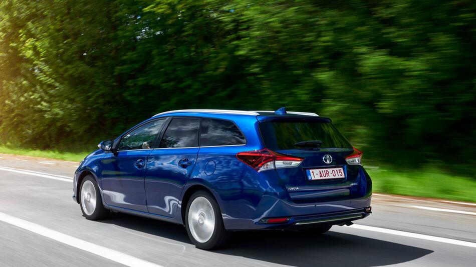 Toyota Auris Touring Sport von 2015