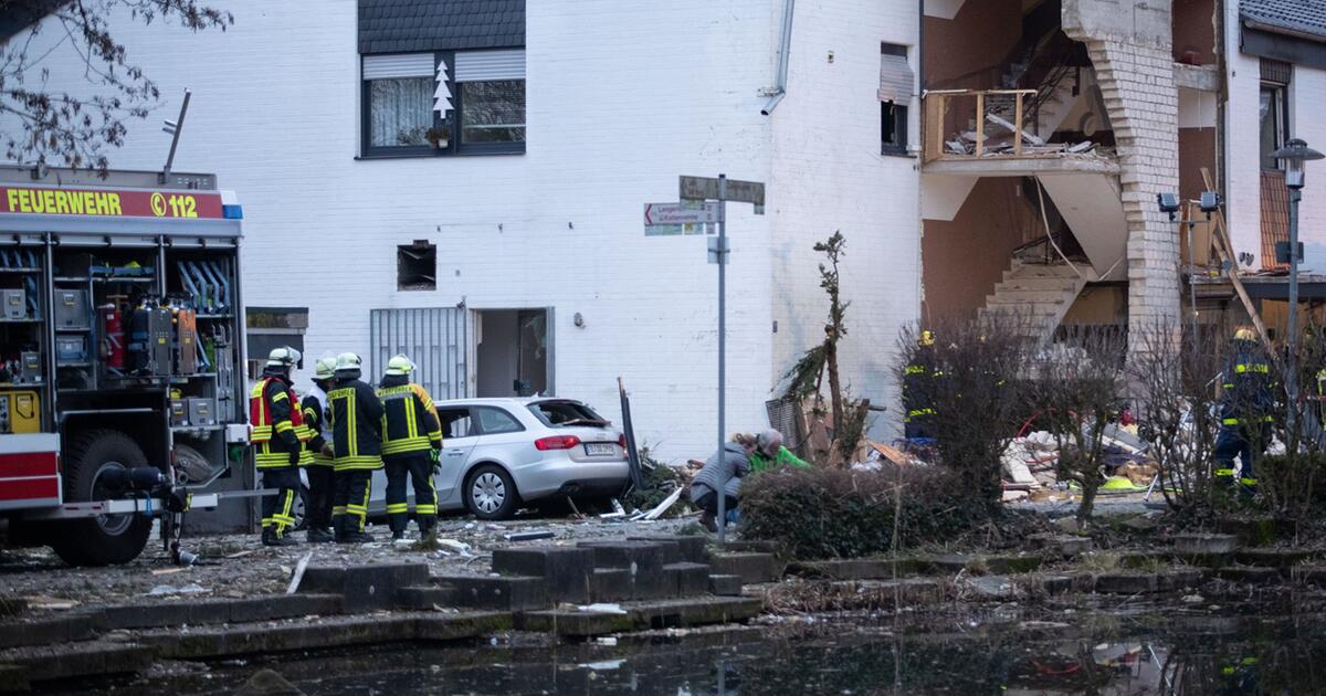 Feuerwehrmann Stirbt Nach Gasexplosion - Mehrere Verletzt | WEB.DE