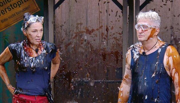 Simone Ballack und Hubert Fella nach der Dschungelprüfung "Die WEH C-Promis".