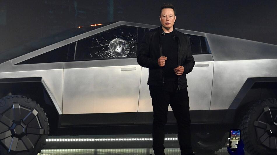 Elon Musk, Cypertruck, Tesla, SUV, Auto, Verkehr, Verkehrssicherheit, Straßenverkehr