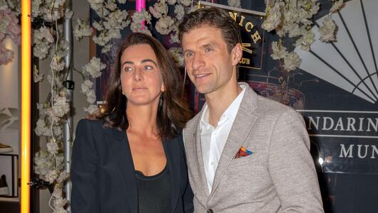Lisa und Thomas Müller bei einem Event in München im Jahr 2024.