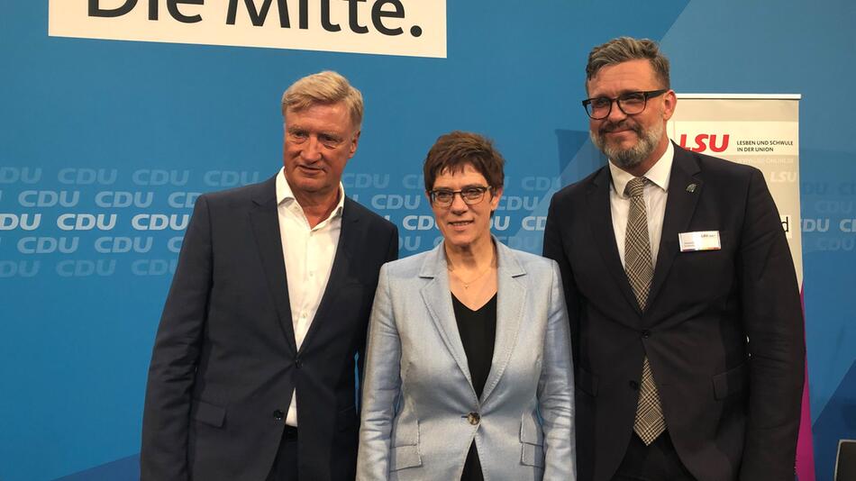 Kramp-Karrenbauer confirms commitment to marriage for all