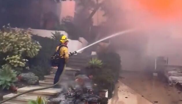 Los Angeles atmet langsam auf : Endlich Wind-Wende!