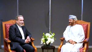 Irans Außenminister zu Atomgesprächen in Oman