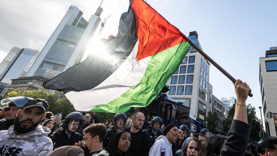 Nahostkonflikt - Pro-Palästina Kundgebung in Frankfurt am Main