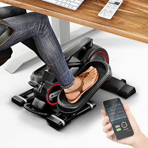 Stepper, Crosstrainer, Fitnessgeräte, daheim, zuhause, zu Hause, Workout, abnehmen
