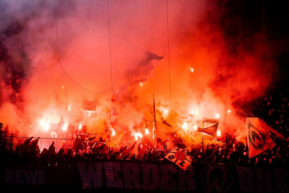 Pyrotechnik im Stadion