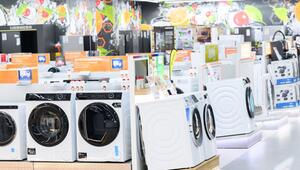 Waschmaschinen in einem Elektronikmarkt