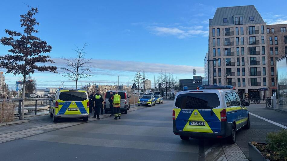 Mensch bei Auseinandersetzung in Kieler Fußgängerzone verletzt