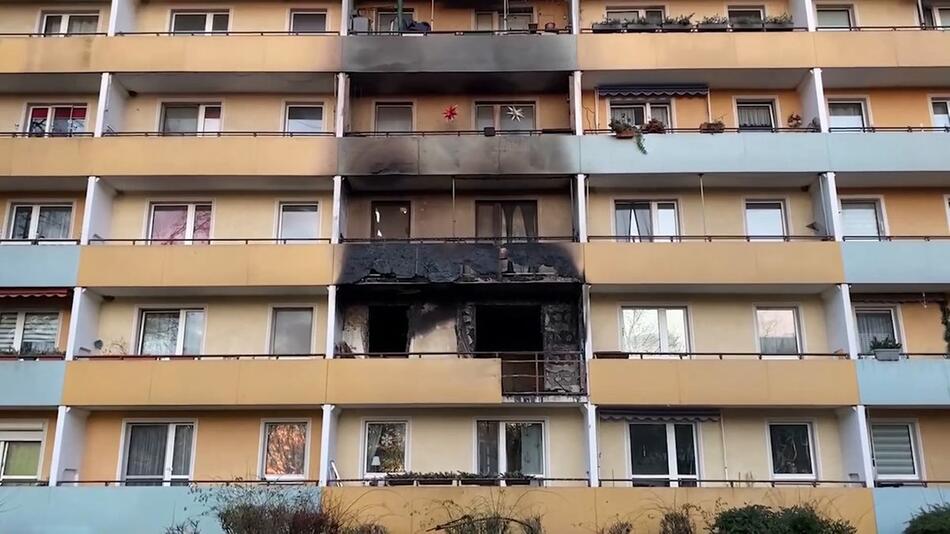 Frankfurt (Oder): Drei Menschen sterben bei Wohnungsbrand