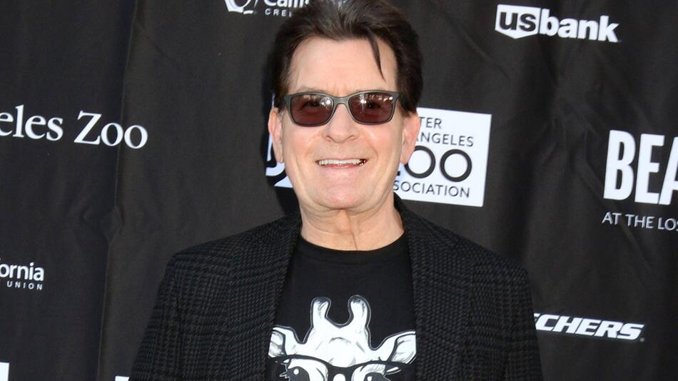 Charlie Sheen arbeitete für "Bookie" Jahre nach ihrem großen "Two and a Half Man"-Streit wieder ...