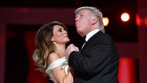 Das Ehepaar Donald und Melania Trump beim ausgelassenen Tanz im Jahre 2017.