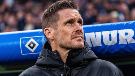 BVB-Sportdirektor Sebastian Kehl am 08.11.2025 beim Auswärtsspiel des BVB in Hamburg. 