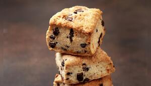 Schnell gebacken, noch schneller vernascht: Scones mit Schokotröpfchen.