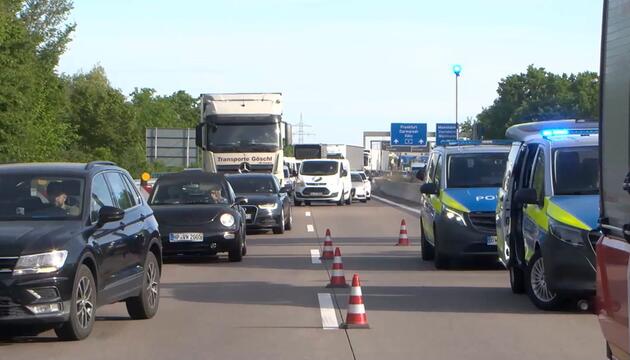 A5 bei Weinheim voll gesperrt: Unfall sorgt für langes Warten