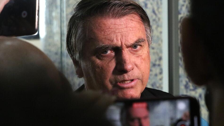 Medien: Razzien in Brasilien gegen Ex-Präsident Bolsonaro