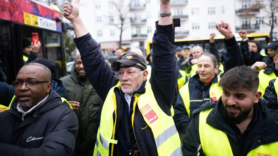 Verdi-Warnstreik bei der BVG