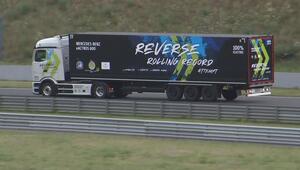 Weltrekord: Lkw fährt 124,7 Kilometer im Rückwärtsgang