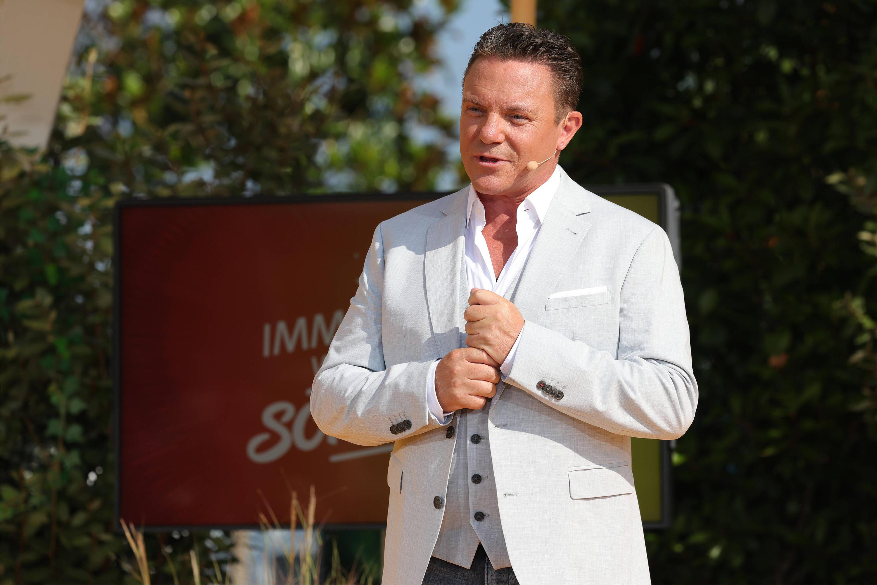 Stefan Mross trauert um seine Mutter | WEB.DE