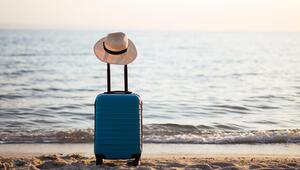 Koffer am Strand