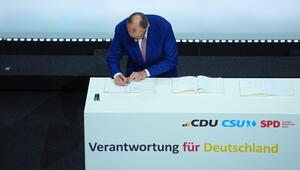 Unterzeichnung des Koalitionsvertrags