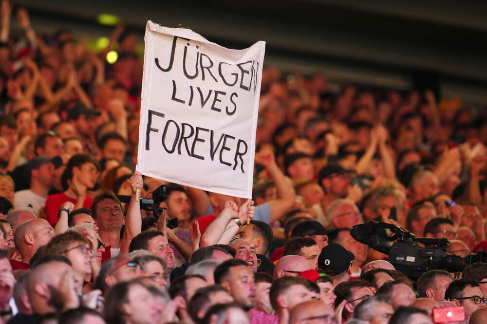 Die Liverpool-Fans feiern Jürgen Klopp