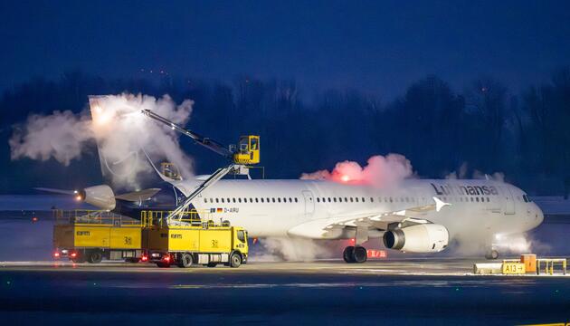 Winterwetter - Flughafen München