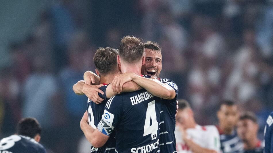 Jonas Meffert (r)vom Hamburger SV