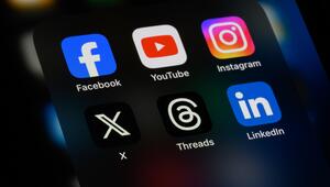 Apps von Facebook und Instagram auf einem Smartphone