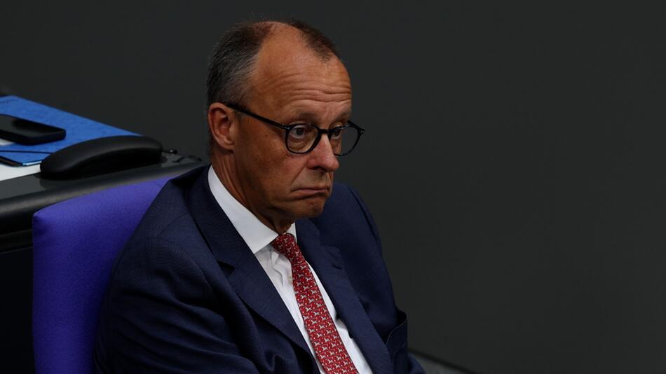 Zahlreiche Prominente schreiben Brief an Bundeskanzler Merz