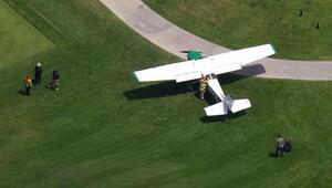Golfer staunen: Flugzeug muss auf Golfplatz in Kalifornien notlanden