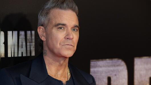 Bei Robbie Williams wurde eigener Aussage nach Autismus festgestellt.