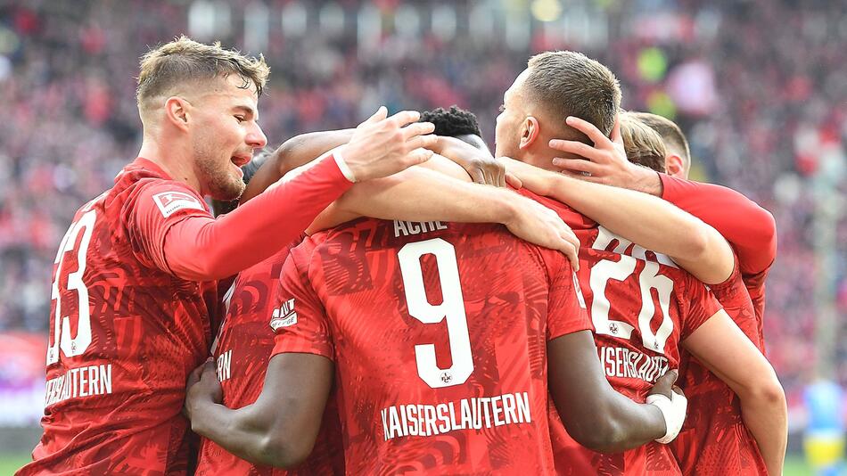 Die "Roten Teufel" des 1. FC Kaiserslautern können jubeln