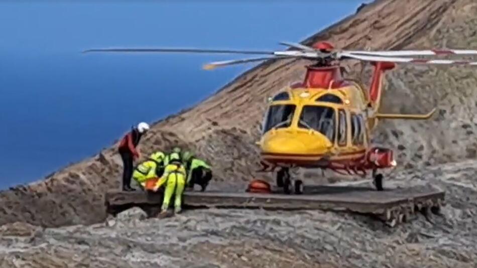 Italienische Bergwacht rettet auf Insel Vulcano deutschen Urlaube