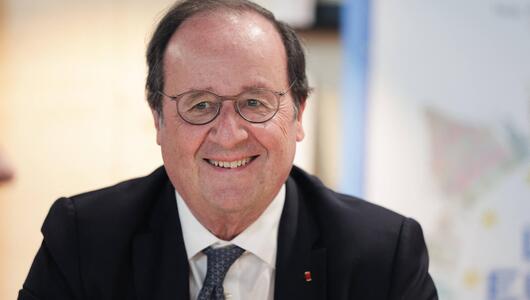 Frankreichs Ex-Präsident Hollande tritt als Kandidat bei Neuwahlen an