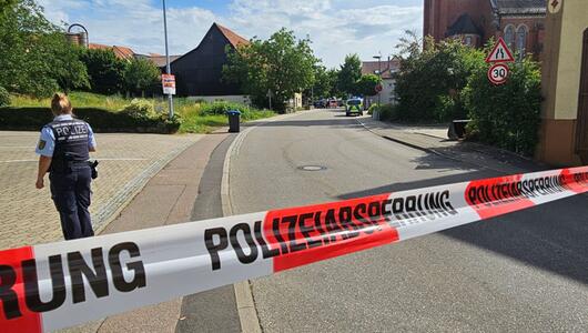 Polizei erschießt Angreifer mit Messer