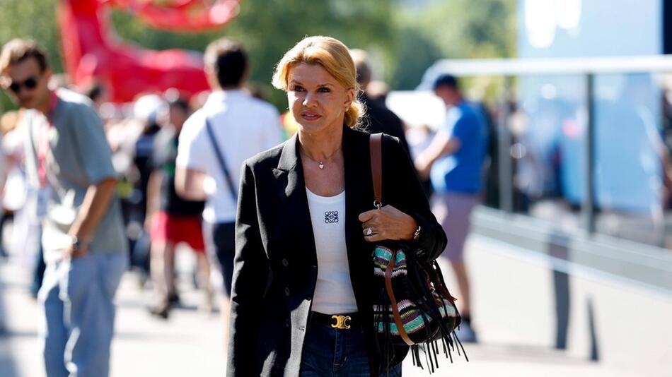 Corinna Schumacher im Formel-1-Fahrerlager in Spa.