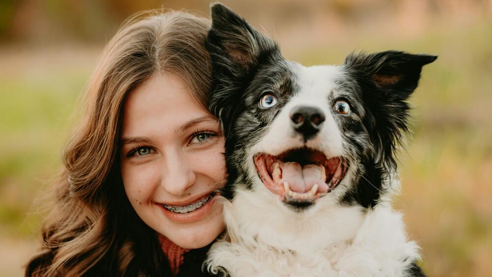 Mensch und Hund sind auf einer Wellenlänge.