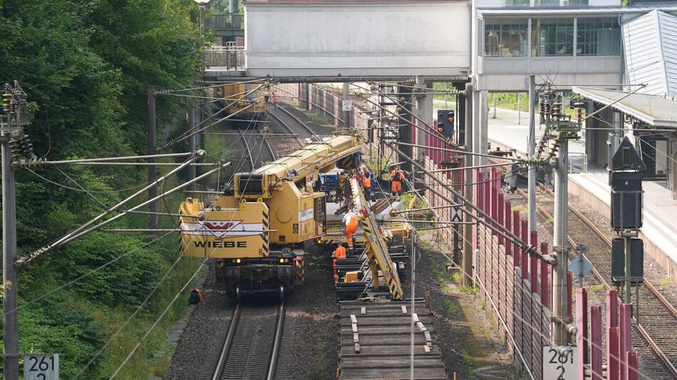 Bahn-Bauarbeiten zwischen Hamburg und Berlin