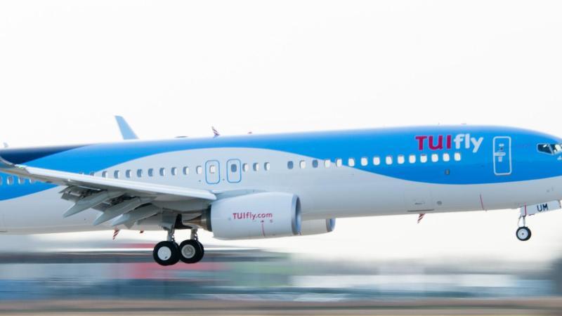 Tuifly-Flugzeug