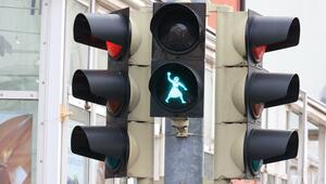 Knödelwerferin, Ampel, Deggendorf